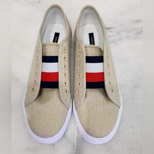 Tommy Hilfiger Women Tan Slip-On Sneakers Size 7.5